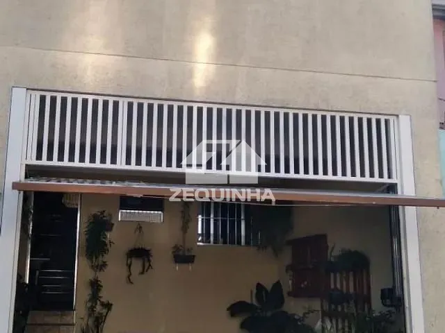 Casa com 5m² 3 quartos e 3 banheiros, à venda, no bairro Bussocaba em Osasco