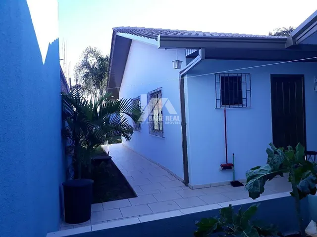 Casa com 390m² 3 quartos e 3 banheiros, à venda, no bairro Uvaranas em Ponta Grossa