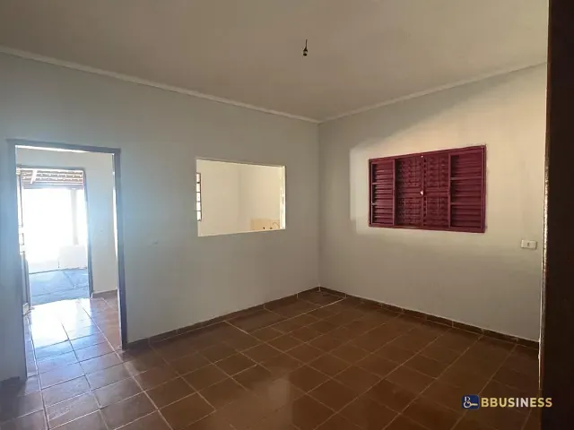 Casa 3 quartos e 1 banheiro, à venda, no bairro Vila Nova em Porto Nacional