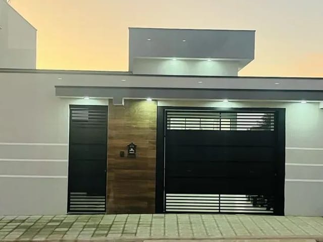 Casa com 300m² 3 quartos e 2 banheiros, à venda, no bairro Residencial Village Santana em Guaratinguetá