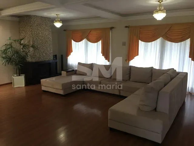Casa com 450m² 5 quartos e 5 banheiros, à venda, no bairro Universitário em Chapecó