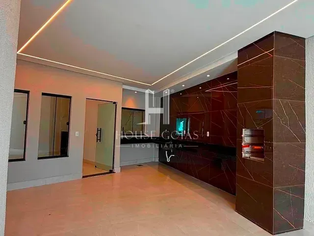 Casa com 137m² 3 quartos e 2 banheiros, à venda, no bairro Residencial Flor do Ipê II em Senador Canedo