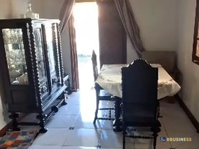 Casa 4 quartos e 2 banheiros, à venda, no bairro Parque Rosário em Campos dos Goytacazes