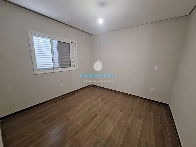 Casa com 450m² 4 quartos e 5 banheiros, à venda, no bairro Condomínio Residencial Jaguary em São José dos Campos