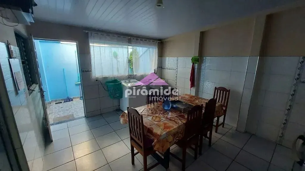 Casa, 3 quartos, 131 m² - Foto 5