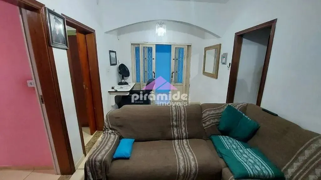 Casa, 3 quartos, 131 m² - Foto 2