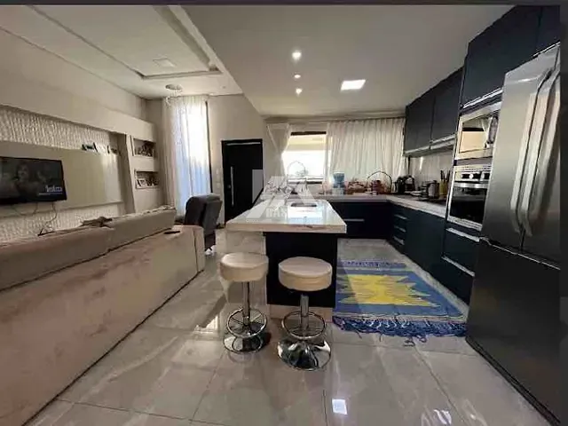 Casa 3 quartos e 2 banheiros, à venda, no bairro Bonsucesso em Guarapuava