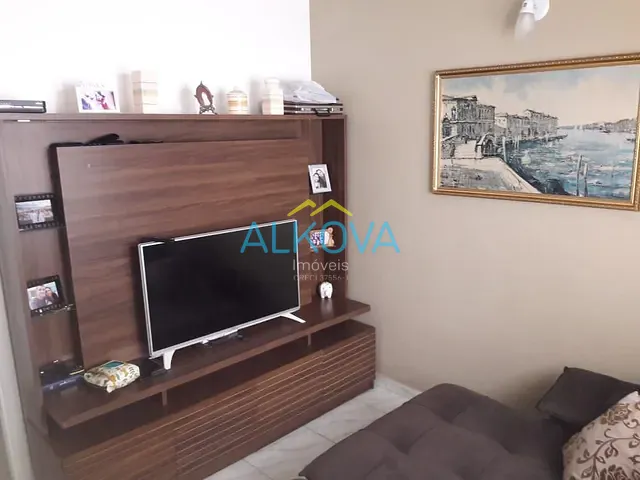 Casa com 180m² 4 quartos e 3 banheiros, à venda, no bairro Jardim Portugal em São José dos Campos
