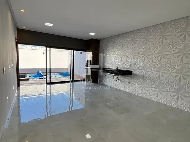 Casa com 300m² 3 quartos e 3 banheiros, à venda, no bairro Parque Veiga Jardim em Aparecida de Goiânia