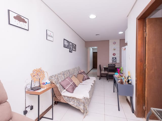 Casa com 225m² 3 quartos e 2 banheiros, à venda, no bairro Laranjal em Pelotas