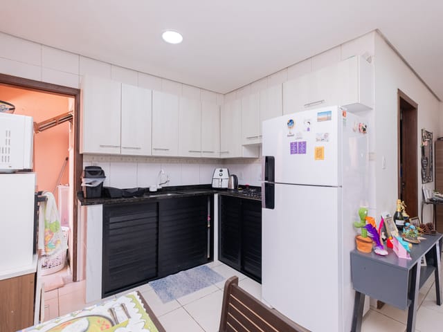 Casa com 225m² 3 quartos e 2 banheiros, à venda, no bairro Laranjal em Pelotas