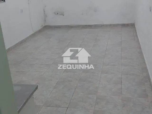 Casa com 30m² 1 quarto e 1 banheiro, para alugar, no bairro Santa Maria em Osasco