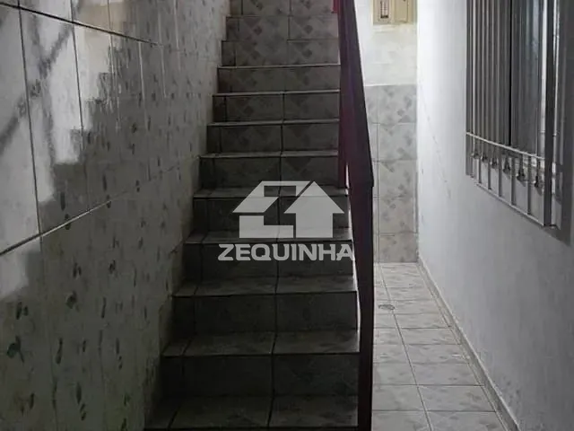 Casa com 30m² 1 quarto e 1 banheiro, para alugar, no bairro Santa Maria em Osasco