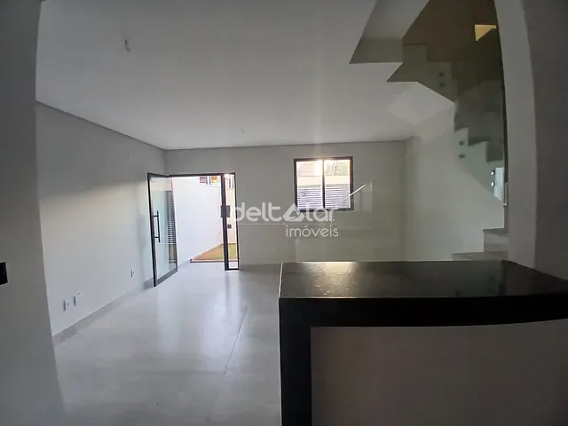 Casa com 126m² 3 quartos e 2 banheiros, à venda, no bairro Itapoã em Belo Horizonte