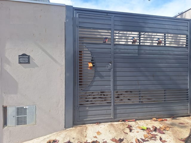 Casa com 125m² 2 quartos e 2 banheiros, à venda, no bairro Parque Novo Horizonte em São José dos Campos