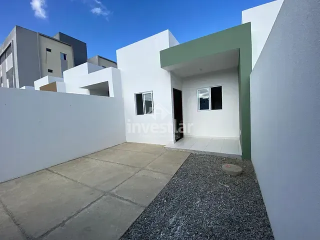 Casa 2 quartos e 1 banheiro, à venda, no bairro Três Irmãs em Campina Grande