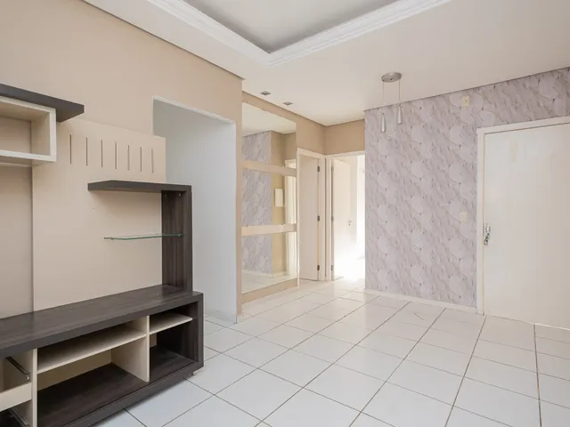 Casa com 59m² 2 quartos e 2 banheiros, à venda ou para alugar, no bairro Três Vendas em Pelotas