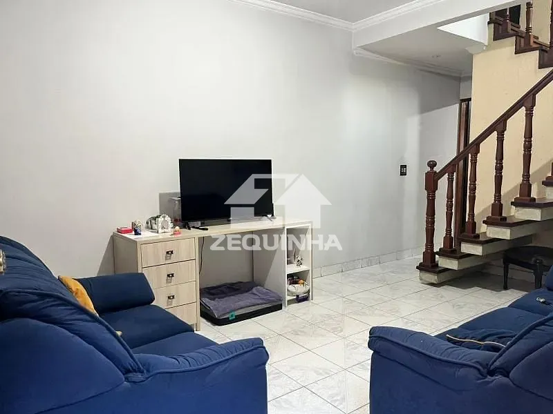Casa, 4 quartos, 184 m² - Foto 1