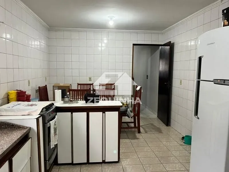 Casa, 4 quartos, 184 m² - Foto 4