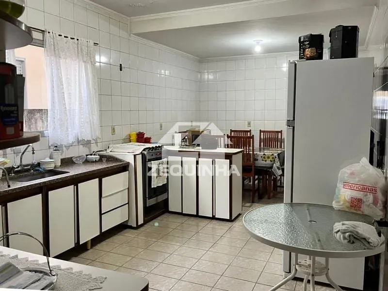 Casa, 4 quartos, 184 m² - Foto 5