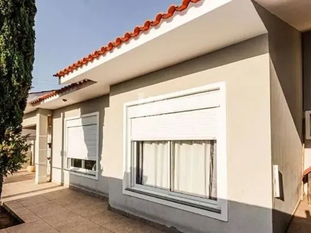 Casa 3 quartos e 1 banheiro, à venda, no bairro Orfãs em Ponta Grossa