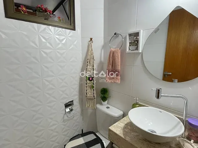 Casa 3 quartos e 2 banheiros, à venda, no bairro Sinimbu em Belo Horizonte