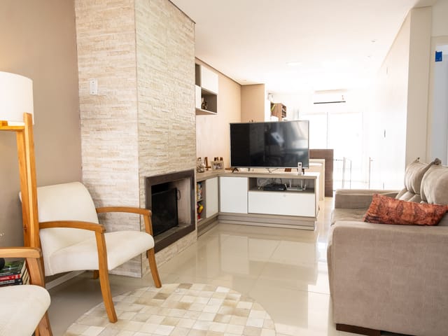 Casa no Amarilis, Laranjal