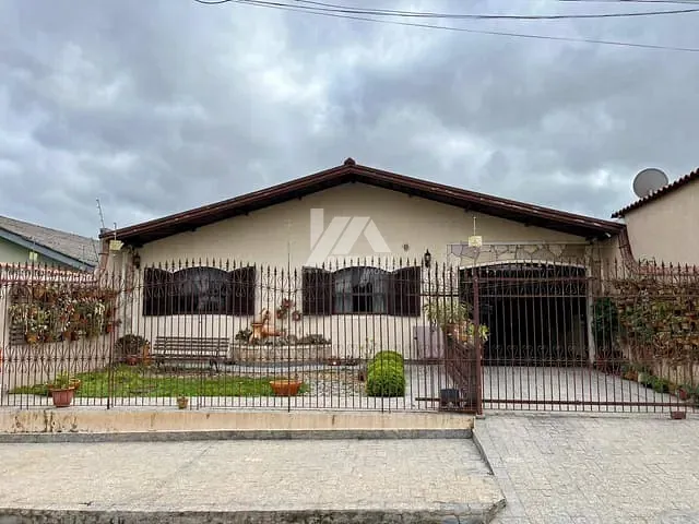 Casa 2 quartos e 1 banheiro, à venda, no bairro Contorno em Ponta Grossa