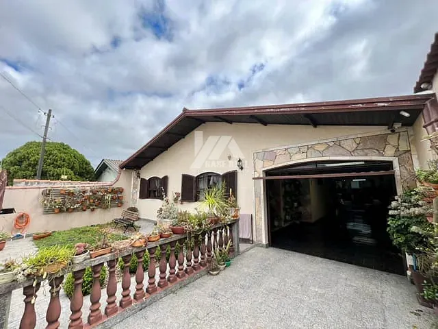 Casa 2 quartos e 1 banheiro, à venda, no bairro Contorno em Ponta Grossa