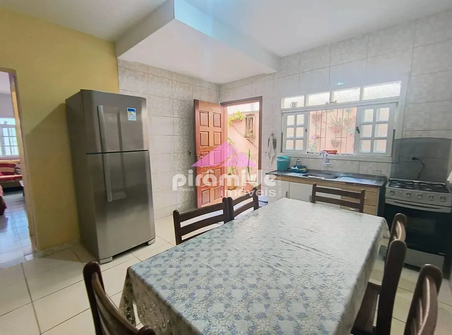 Casa, 3 quartos, 270 m² - Foto 6