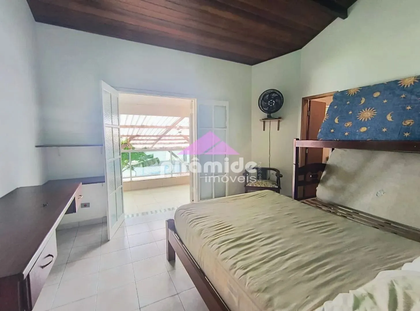 Casa, 3 quartos, 270 m² - Foto 11