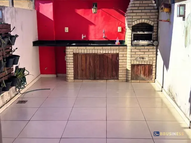 Casa 2 quartos e 1 banheiro, para alugar, no bairro Parque Jóquei Club em Campos dos Goytacazes