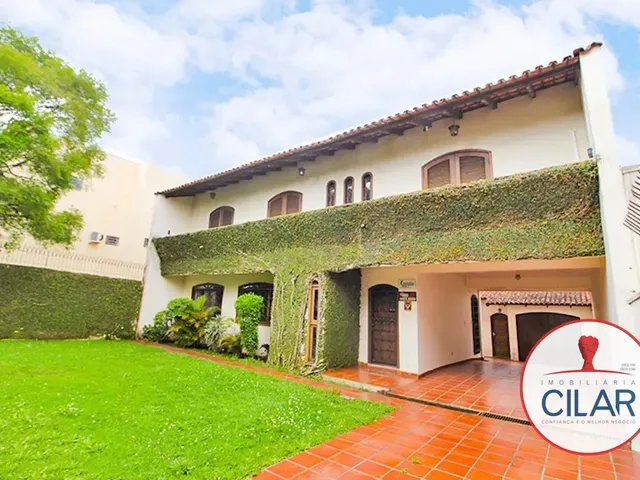 Casa com 371m² 3 quartos e 3 banheiros, à venda, no bairro Ahú em Curitiba