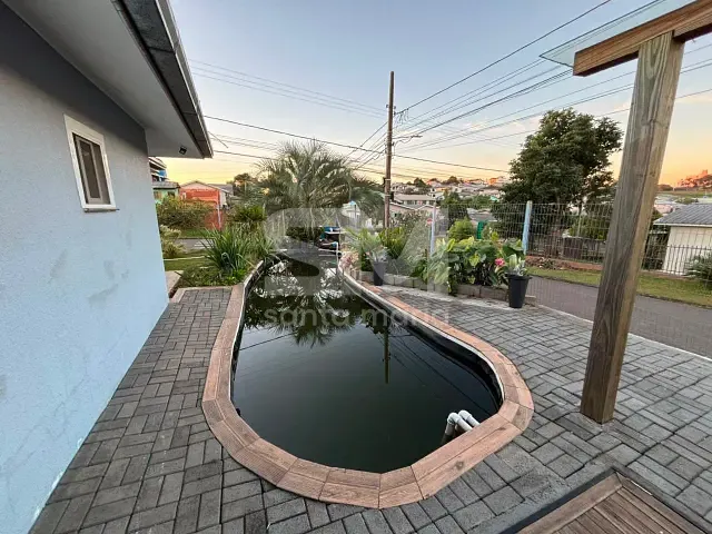Casa 3 quartos e 2 banheiros, à venda, no bairro SAIC em Chapecó