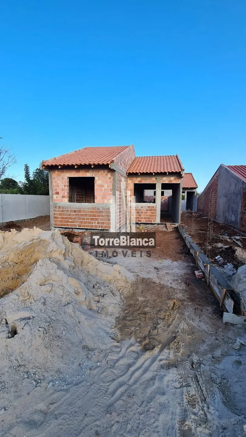 Casa, 2 quartos, 52 m² - Foto 1