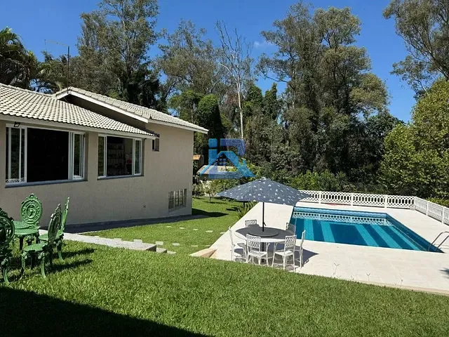 Casa com 1746m² 5 quartos e 7 banheiros, à venda, no bairro Ville Chamonix em Itatiba
