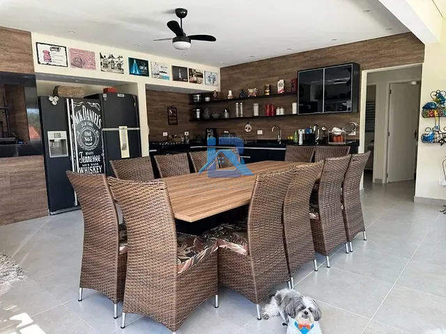 Casa com 1746m² 5 quartos e 7 banheiros, à venda, no bairro Ville Chamonix em Itatiba
