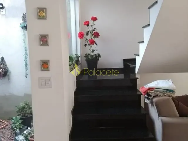 Casa com 250m² 3 quartos e 1 banheiro, à venda, no bairro Residencial Estoril em Taubaté