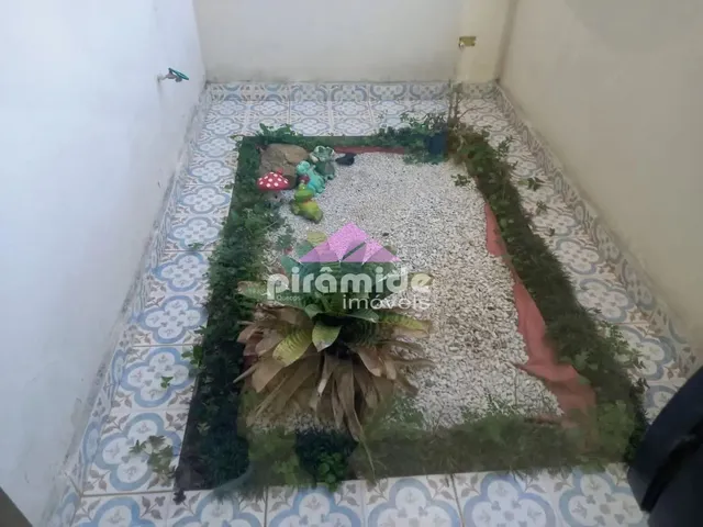 Casa com 366m² 3 quartos e 2 banheiros, à venda, no bairro Jardim Prado em Santa Branca