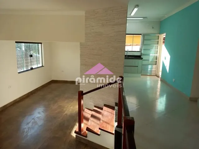 Casa com 366m² 3 quartos e 2 banheiros, à venda, no bairro Jardim Prado em Santa Branca