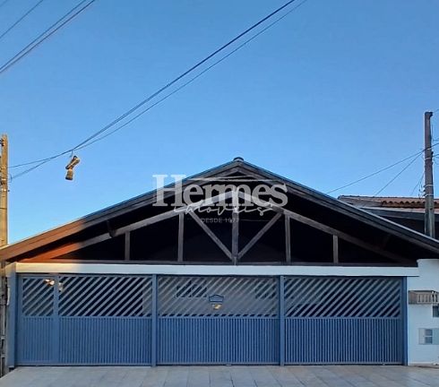 Casa, 3 quartos, 219 m² - Foto 1