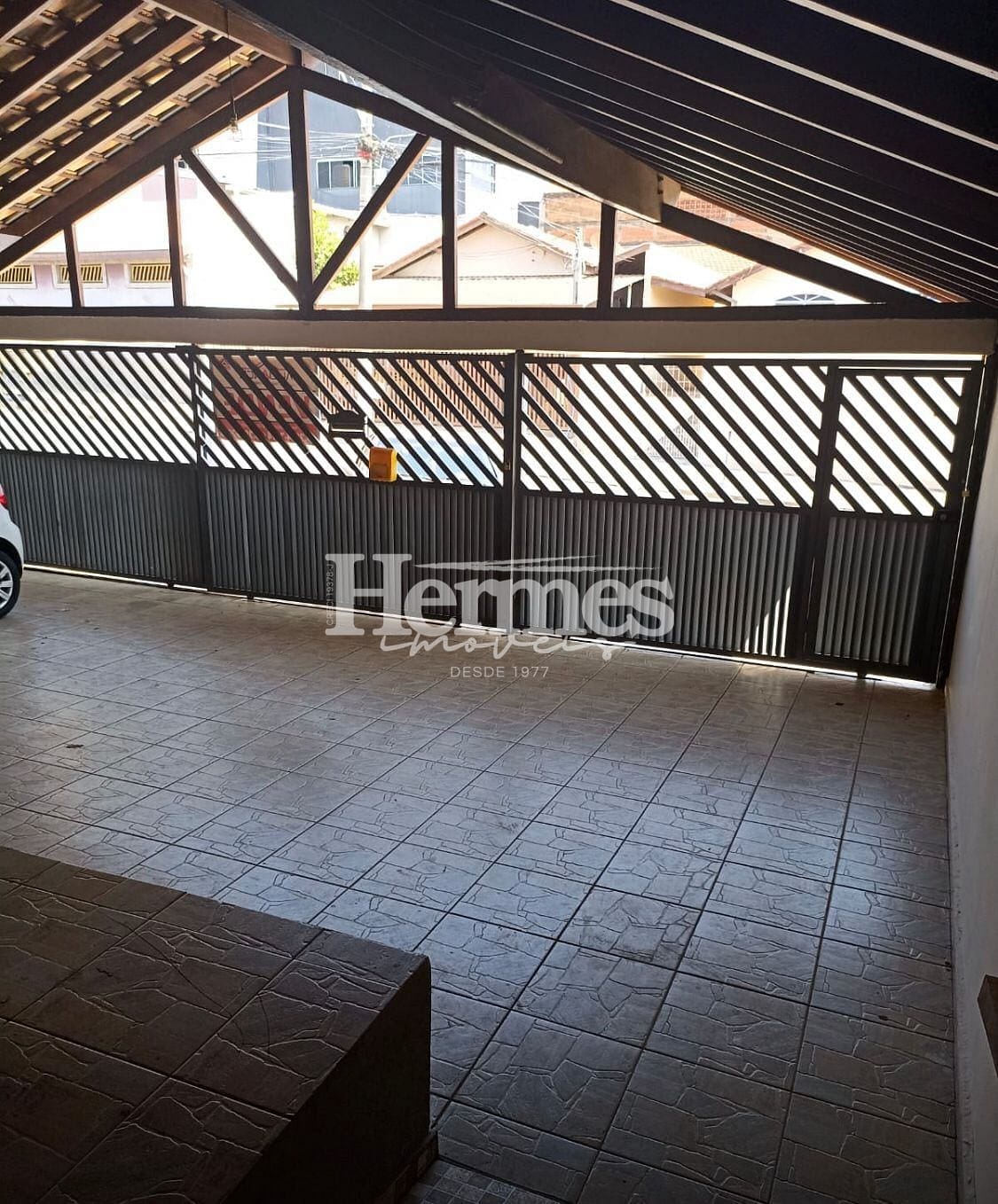 Casa, 3 quartos, 219 m² - Foto 2