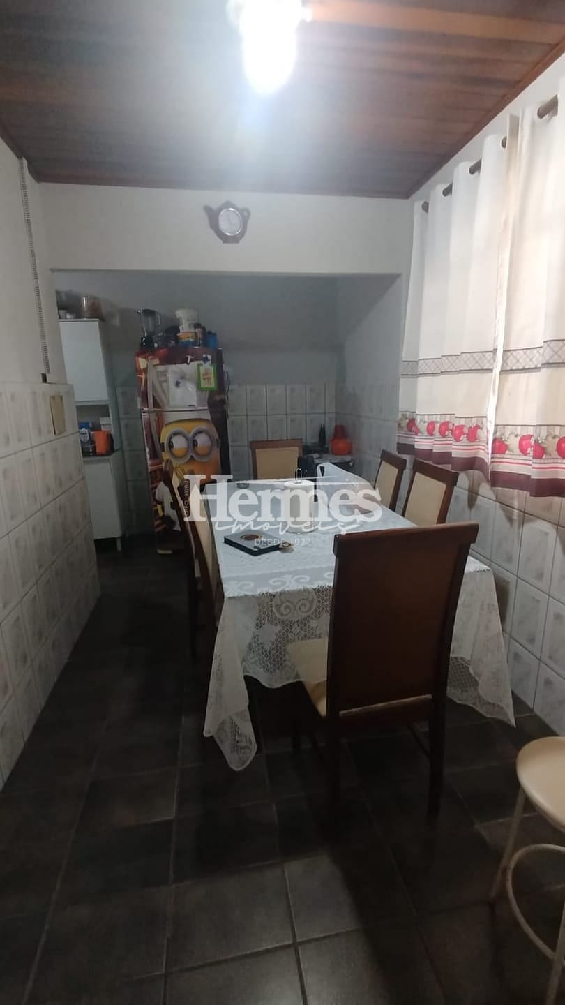 Casa, 3 quartos, 219 m² - Foto 24