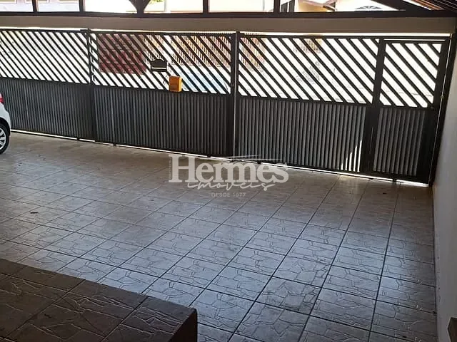 Casa com 250m² 3 quartos e 2 banheiros, à venda, no bairro Vila Monte Alegre em Paulínia