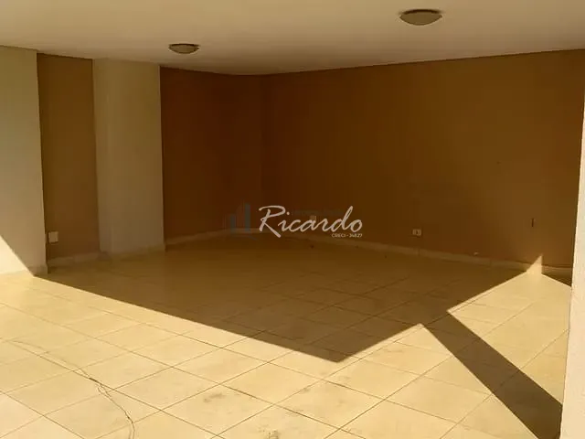 Casa 3 quartos e 2 banheiros, para alugar, no bairro Jardim Santa Alice em Arapongas