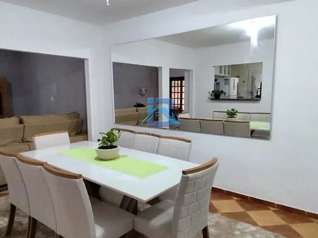 Casa com 336m² 2 quartos e 2 banheiros, à venda, no bairro Condomínio Jardim das Paineiras em Itatiba