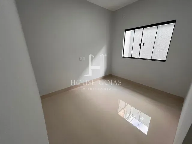 Casa 2 quartos e 2 banheiros, à venda, no bairro Setor Grajaú em Goiânia