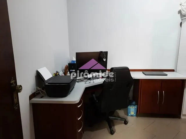 Casa com 250m² 3 quartos e 3 banheiros, à venda, no bairro Vila Antônio Augusto Luiz em Caçapava