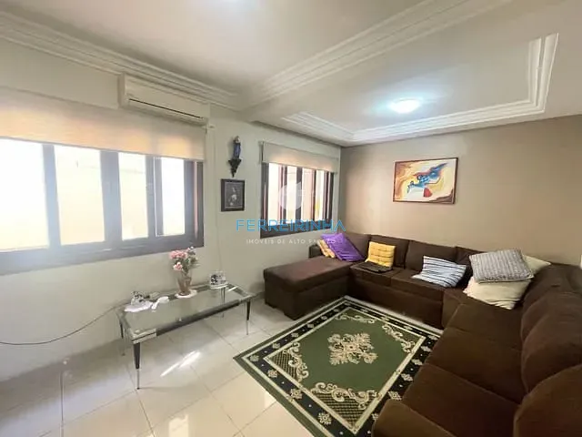 Casa com 360m² 3 quartos e 4 banheiros, à venda, no bairro Jardim das Colinas em São José dos Campos
