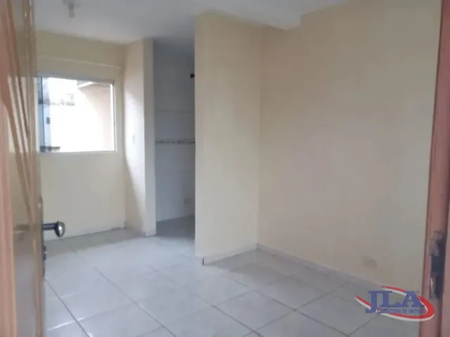 Casa com 120m² 2 quartos e 1 banheiro, para alugar, no bairro Bairro Alto em Curitiba